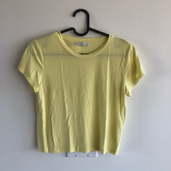 Wilfred Free Crop Tee Shirt Pale Yellow - Picture 2 of 6